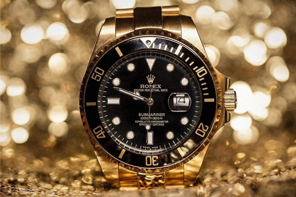 I want to sell my rolex near me with a blackface and stainless steel gold band
